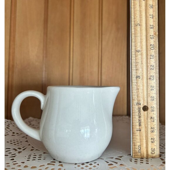 Vintage Syracuse China White Ceramic Creamer Restaurant Ware Small Jug - Picture 2 of 7